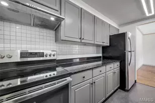 200 S Brentwood Blvd, Clayton, MO 63105 - Photo 23