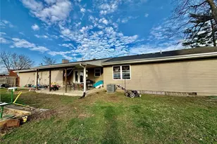 505 W Walsh St, Montgomery City, MO 63361 - Photo 11