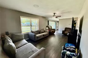505 W Walsh St, Montgomery City, MO 63361 - Photo 21
