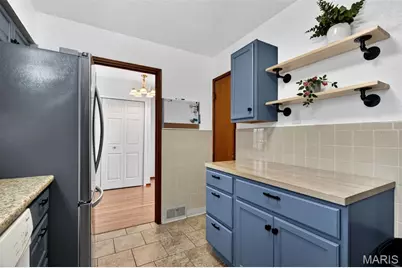 9530 Erie Drive, Affton, MO 63123 - Photo 11