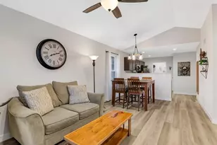 455 Calvey Vw Ct, Robertsville, MO 63072 - Photo 5