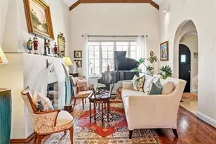 444 Carswold Dr, Clayton, MO 63105 - Photo 7