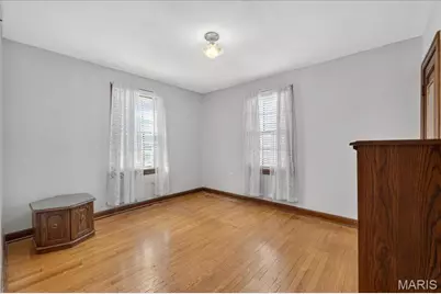 10024 Driver Avenue, Overland, MO 63114 - Photo 15