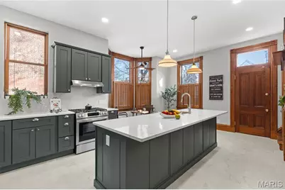 2346 Albion Place, Saint Louis, MO 63104 - Photo 5