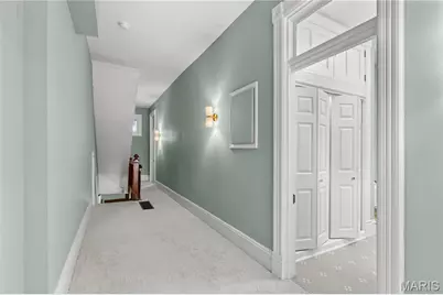 2346 Albion Place, Saint Louis, MO 63104 - Photo 17