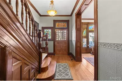 2346 Albion Place, Saint Louis, MO 63104 - Photo 3