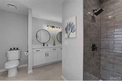 1032 King Henry Court, Creve Coeur, MO 63146 - Photo 21