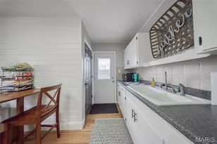 506 E 2nd St, Rolla, MO 65401 - Photo 9