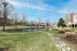 957 N Spoede Rd, Creve Coeur, MO 63146 - Photo 25