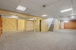 1475 Hollywood Ln, Florissant, MO 63033 - Photo 19