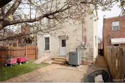 2703 McNair Avenue, Saint Louis, MO 63118 - Photo 35