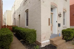 2703 McNair Ave, Saint Louis, MO 63118 - Photo 3