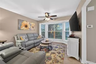 537 White Fence Dr, Wentzville, MO 63385 - Photo 5