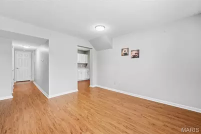 9169 N Swan Circle, Brentwood, MO 63144 - Photo 5