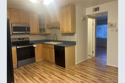 10843 Carroll Wood Way, Unincorporated, MO 63128 - Photo 9