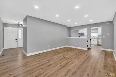 3027 Almond Tree Drive, Saint Peters, MO 63376 - Photo 7