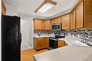 124 Park Ridge Dr, O'Fallon, MO 63366 - Photo 11