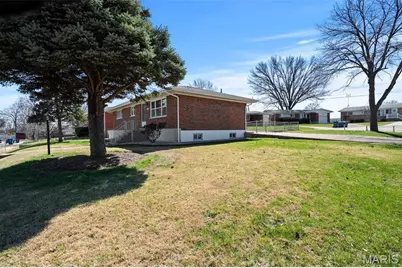 4718 Heege Road, Saint Louis, MO 63123 - Photo 35