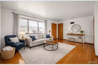 4718 Heege Road, Saint Louis, MO 63123 - Photo 3