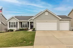 319 Narrowleaf Ln, O'Fallon, MO 63366 - Photo 1