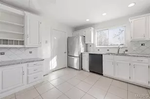 1833 Baxter Ridge Dr, Chesterfield, MO 63017 - Photo 9