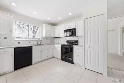 1833 Baxter Ridge Drive, Chesterfield, MO 63017 - Photo 13