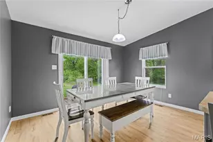 2664 Shorewood Dr, Florissant, MO 63031 - Photo 9