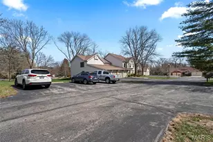 705 Lofty Point Dr, Ballwin, MO 63021 - Photo 43