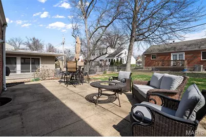 760 Glenway Drive, Glendale, MO 63122 - Photo 31