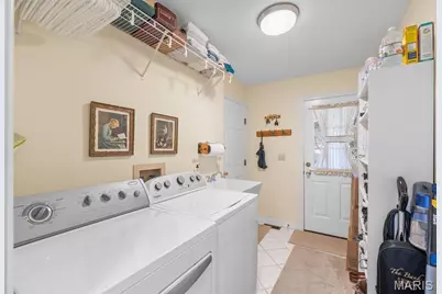 718 Chancellor Heights Drive, Manchester, MO 63011 - Photo 29