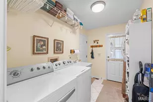 718 Chancellor Heights Dr, Manchester, MO 63011 - Photo 29