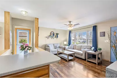 911 S Prairie Street, Sikeston, MO 63801 - Photo 1