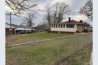 2555 Telegraph Road, Mehlville, MO 63125 - Photo 11