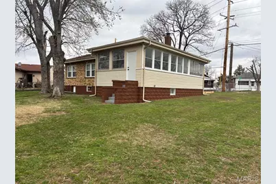 2555 Telegraph Road, Mehlville, MO 63125 - Photo 7