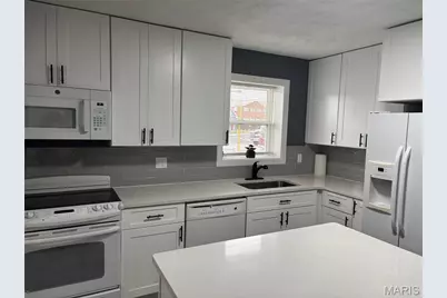 2555 Telegraph Road, Mehlville, MO 63125 - Photo 17