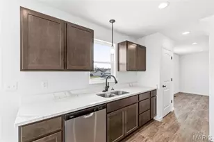 1017 Samwise St, Wright City, MO 63390 - Photo 15