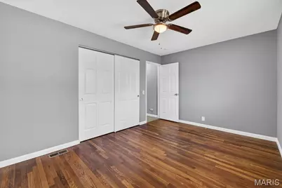 3650 Estates Drive, Florissant, MO 63033 - Photo 7