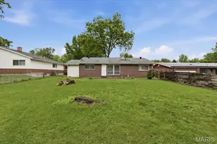 3650 Estates Dr, Florissant, MO 63033 - Photo 35