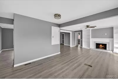 3650 Estates Drive, Florissant, MO 63033 - Photo 23