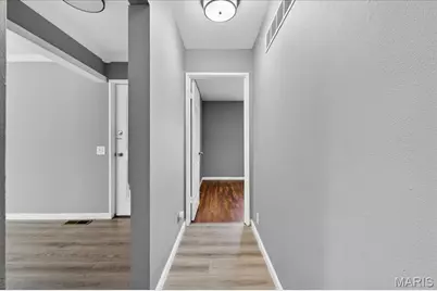 3650 Estates Drive, Florissant, MO 63033 - Photo 5