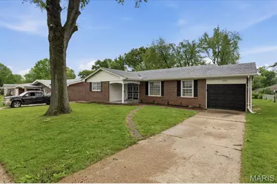 3650 Estates Drive, Florissant, MO 63033 - Photo 1