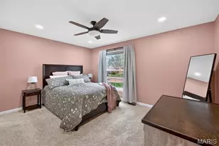 825 Dinard Dr, Saint Louis, MO 63021 - Photo 43