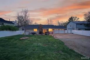 825 Dinard Dr, Saint Louis, MO 63021 - Photo 29