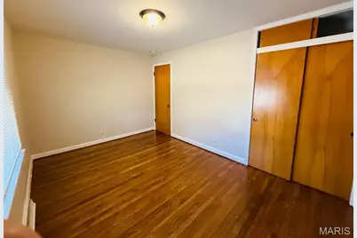 9720 Gloucester Drive, Bellefontaine Neighbors, MO 63137 - Photo 15