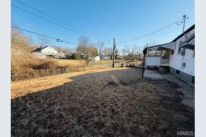 9720 Gloucester Drive, Bellefontaine Neighbors, MO 63137 - Photo 23