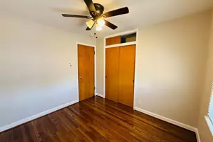 9720 Gloucester Dr, Bellefontaine Neighbors, MO 63137 - Photo 11