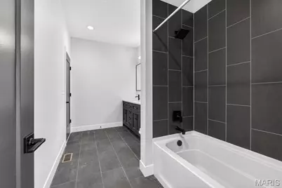 15308 Batesville Court, Chesterfield, MO 63017 - Photo 13