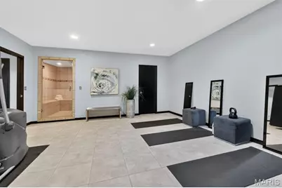 11 Fielding Road, Ladue, MO 63124 - Photo 37