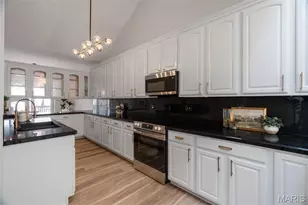 730 Willow Spring Hill Ct, Chesterfield, MO 63017 - Photo 21