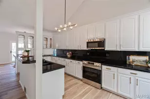 730 Willow Spring Hill Ct, Chesterfield, MO 63017 - Photo 15